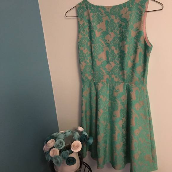 Enfocus Studio lacy dress size 8 - Picture 2 of 4